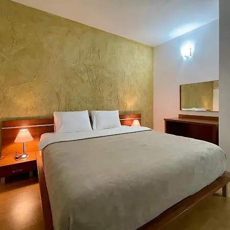 Apart Otel Dolomiti 4*