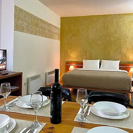 Dolomiti Apartahotel Bansko
